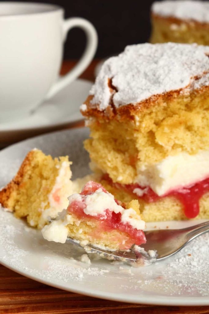 Mary Berry 10-Inch Sponge Cake