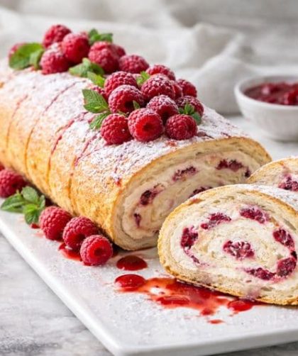 Mary Berry Raspberry Roulade